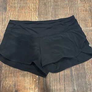 Lululemon running shorts sz 4 like new